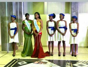 Cameroun-Scolarisation des orphelins : l’Ambassadrice de l’enfant africain et la Ière dauphine mobilisent deux millions