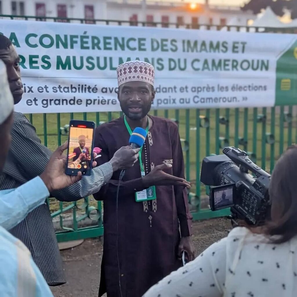 Dix clés de compréhension des rapports entre islam et pouvoir au Cameroun en contexte électoral : pourquoi les imams ne peuvent pas adopter une posture d’opposition politique – Analyse du Dr Fouapon Alassa 