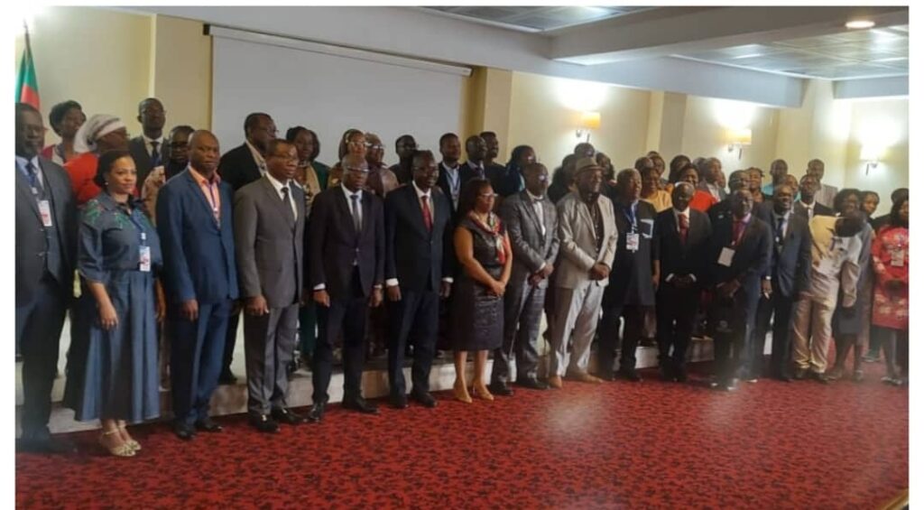 La Société Camerounaise de Chirurgie Pédiatrique : Vers l’excellence et l’innovation