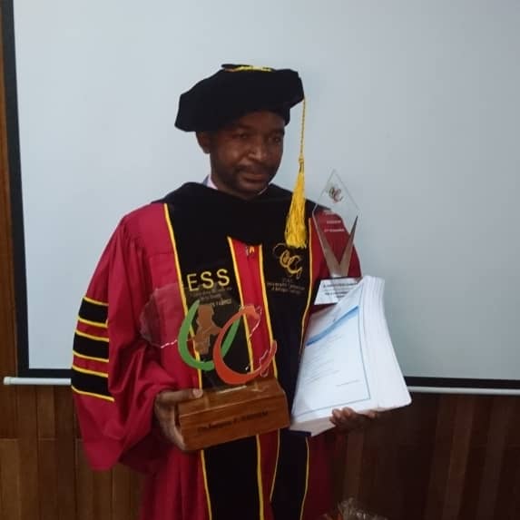 Jacques Fabrice Nkoum Ntouba : un parcours doctoral qui renouvelle la gouvernance clinique au Cameroun