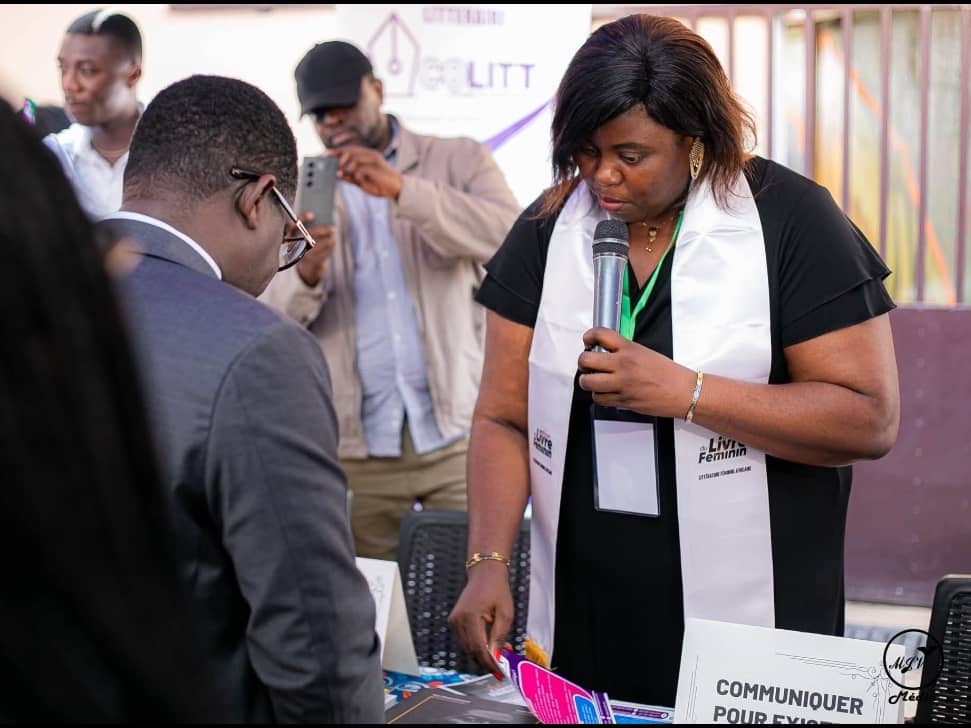 ACOLITT au Salon Africain du Livre Féminin (SALIF) édition 1