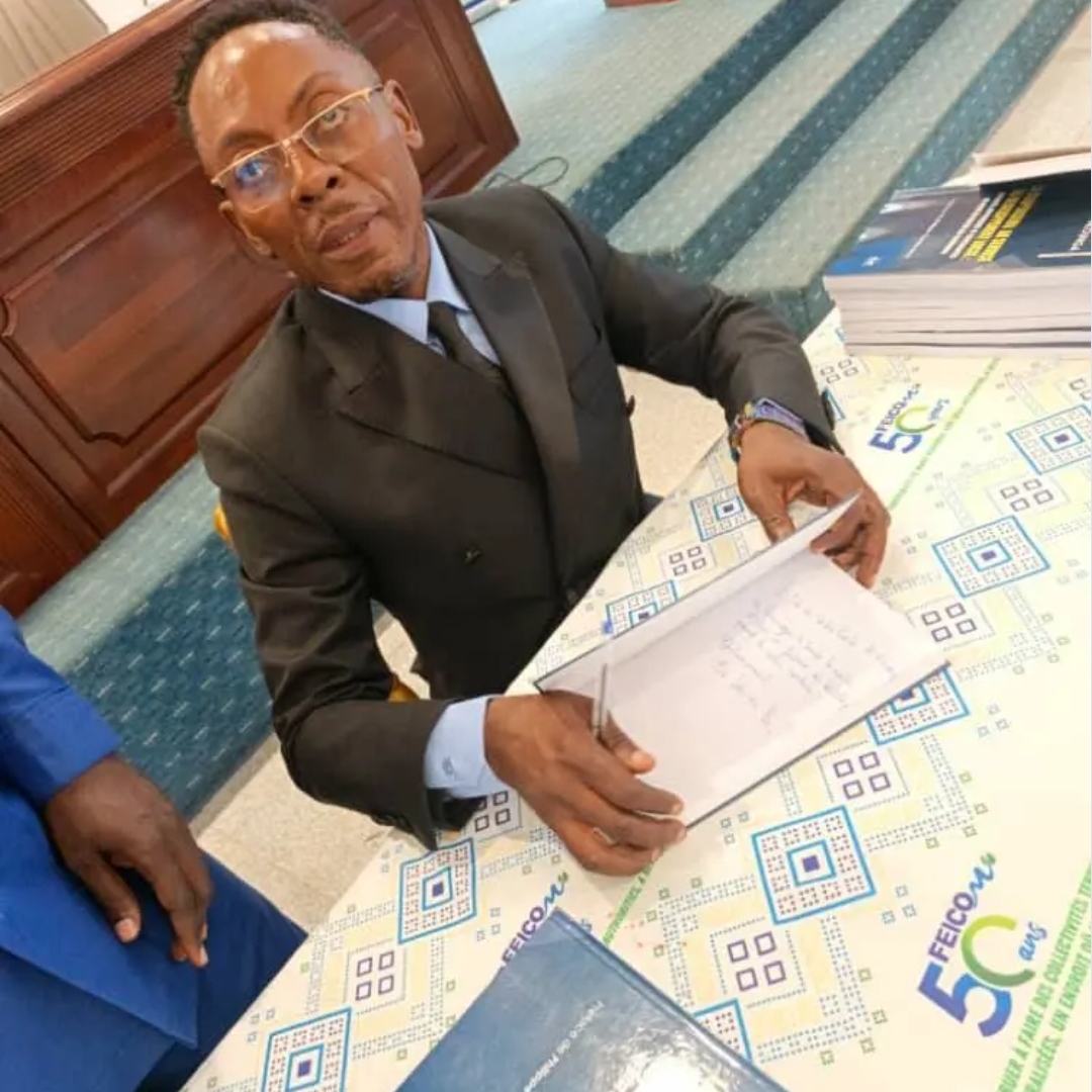 Éric Mekinda Bilounga signe une réflexion sur la coopération territoriale au Cameroun