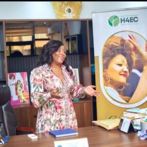 Dr Evelyne Memphil Ndi, l’avocate qui fait de l’éducation un levier d’émergence pour la jeunesse camerounaise